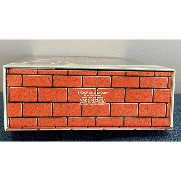 Snoop on the Stoop 12” A Hood Tradition Snoop Dogg Christmas Red Plush Figurine - Picture 9 of 12